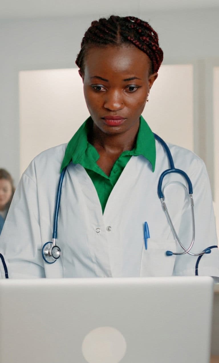Médecin Mobateli